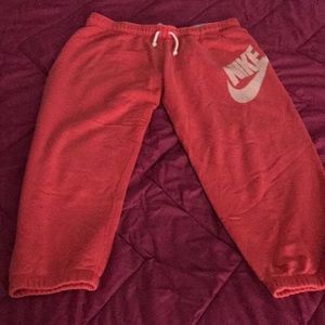 Nike jogger capris